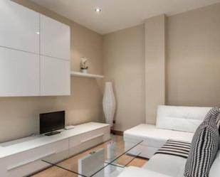 Sala d'estar de Apartament de lloguer en  Barcelona Capital amb Calefacció, Moblat i Rentadora