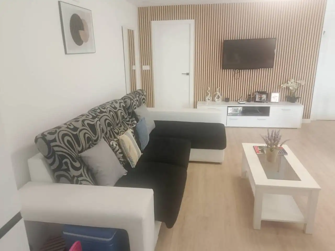 Living room of Flat for sale in Gandia  with Air Conditioner, Furnished and Balcony