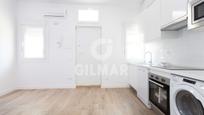 Kitchen of Flat for sale in  Madrid Capital  with Air Conditioner