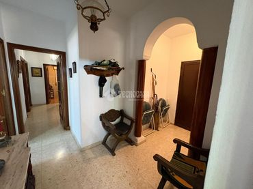 Haus zum Verkauf in Sanlúcar la Mayor
