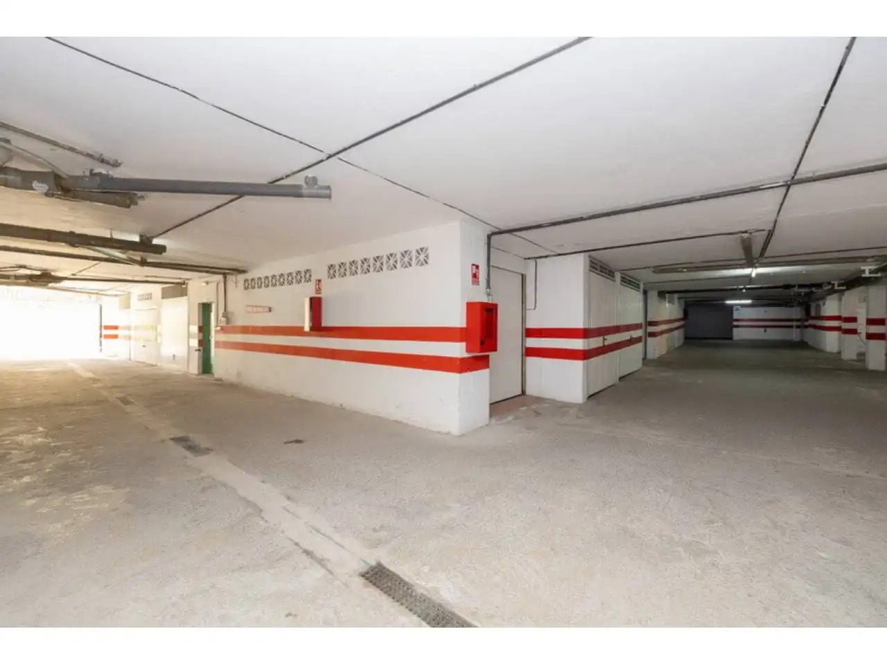 Parkplatz von Wohnungen zum Verkauf in Almuñécar mit Terrasse, Möbliert und Alarm