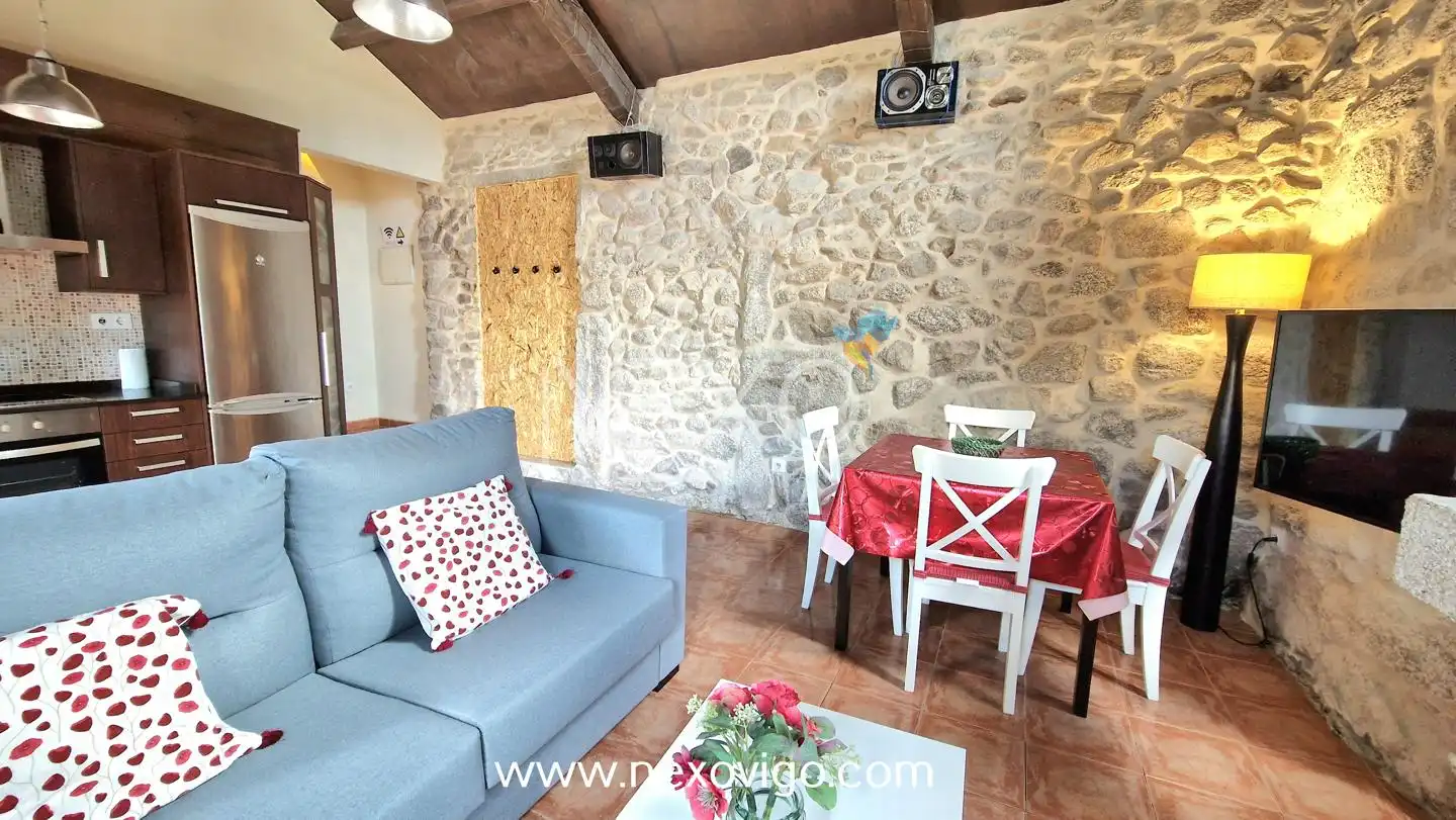 Sala de estar de Casa o chalet en venta en Moaña con Jardín privado, Terraza y Amueblado