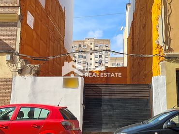Terreno residenziale in vendita a Sur