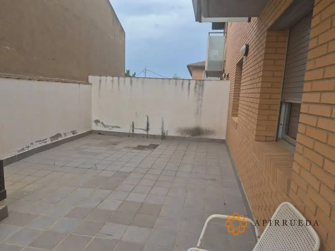 Terrace of Flat for rent in Escatrón  with Air Conditioner and Heating