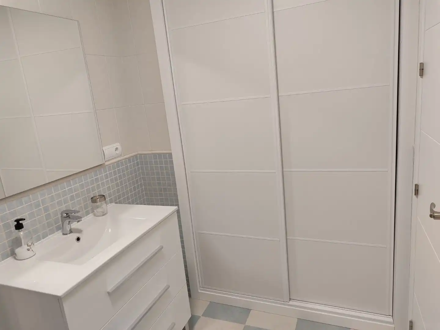Wohnung mit Pool zur Miete in Avendia de España 3, imagen 17