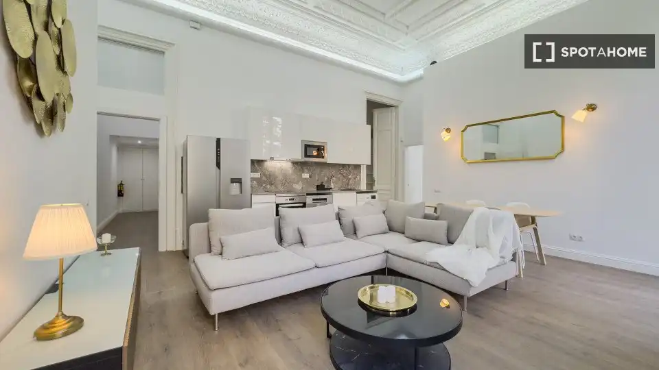 Flat with terrace to rent in Eixample, imagen 6