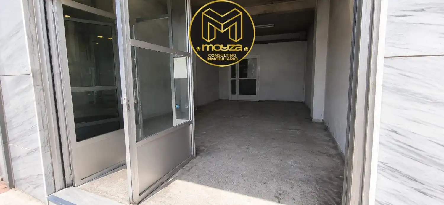 Local comercial en venta en Villatorres, imagen 2