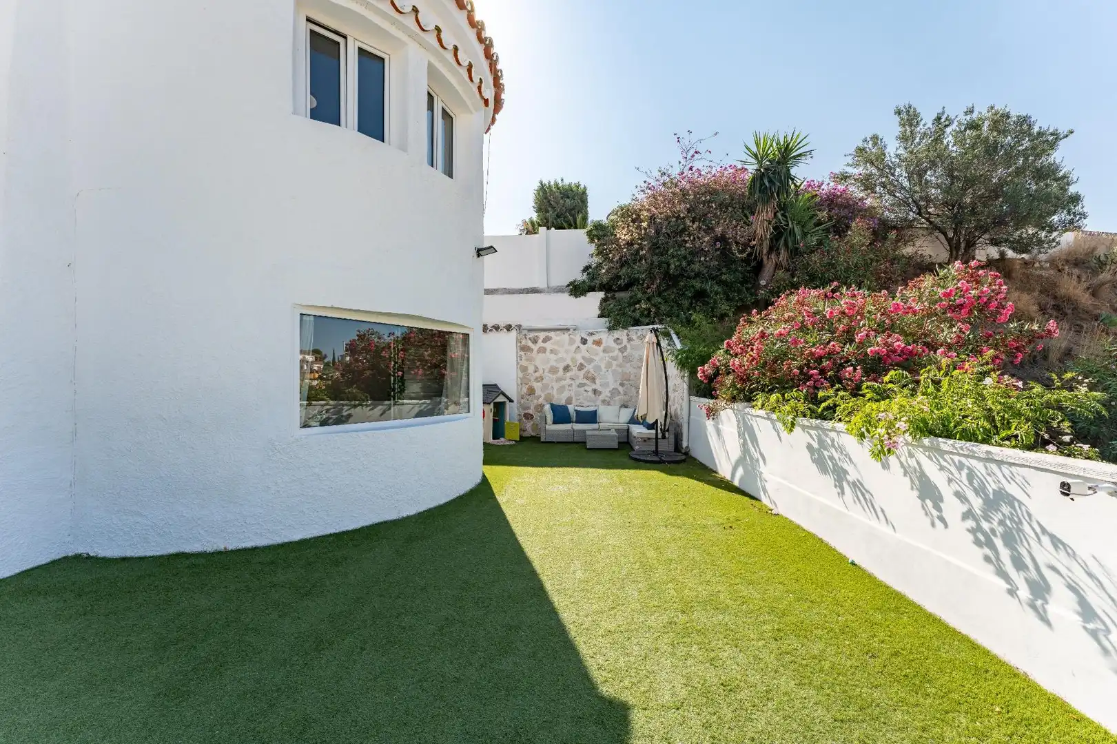 Jardí de Casa o xalet en venda en Benalmádena amb Aire condicionat, Calefacció i Jardí privat