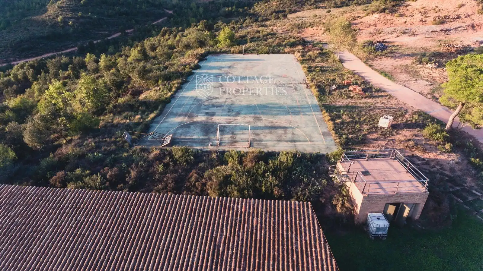 Finca rústica en venda en Sant Llorenç Savall amb Calefacció i Piscina