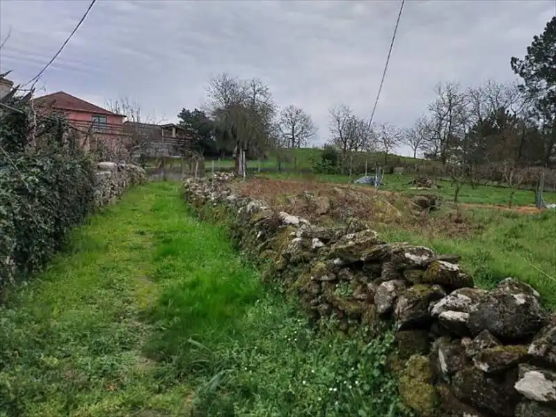 Residencial en venta en Amoeiro
