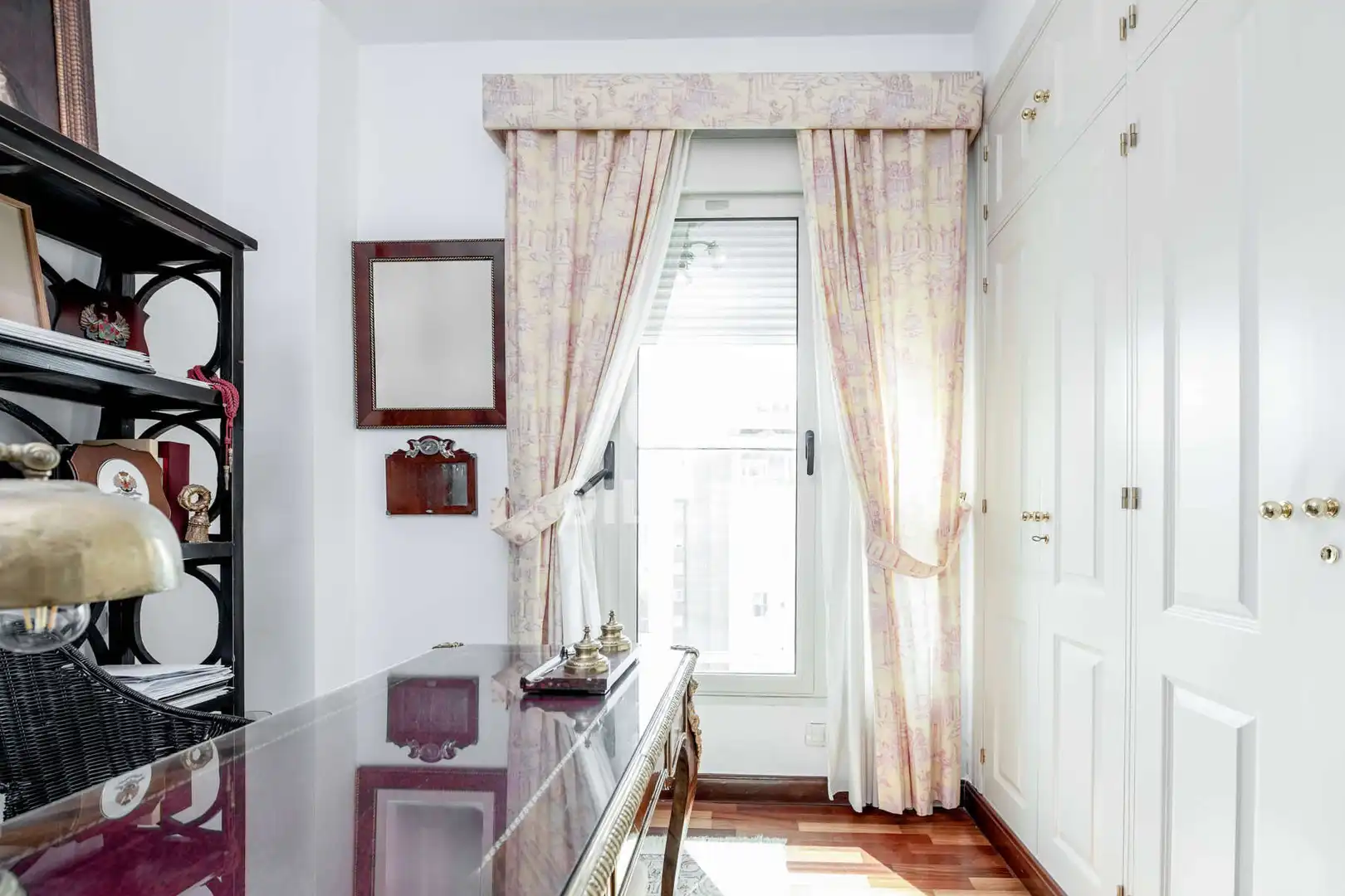 Bedroom of Flat for sale in Sevilla  with Heating, Private garden and Storage room