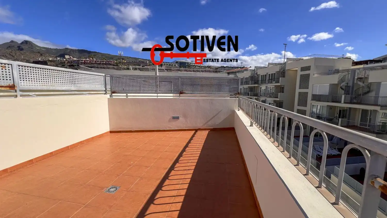 Terraza de Apartamento en venta en Santiago del Teide con Terraza, Balcón y Piscina comunitaria