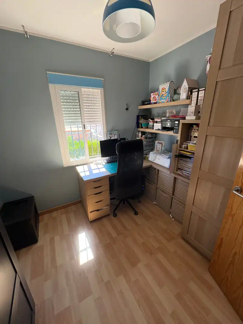 Habitación de Piso en venta en Mairena del Aljarafe con Calefacción, Parquet y Balcón