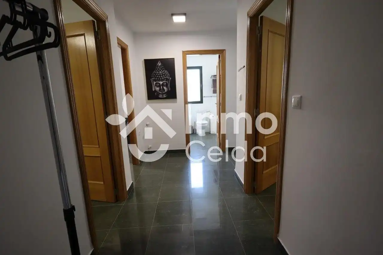 Casa adosada en venta en Chiva con Aire acondicionado, Calefacción y Terraza