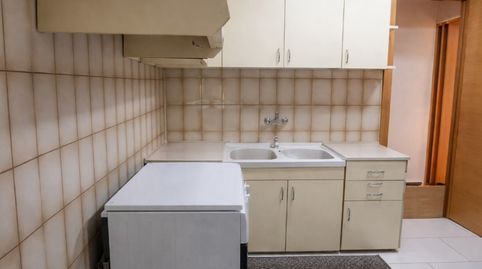 Foto 2 de Piso en venta en Calle Conca de Tremp, El Carmel, Barcelona Capital