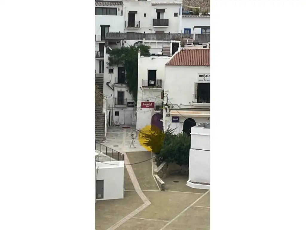 Local commercial à louer à Dalt de la Vila - La Marina