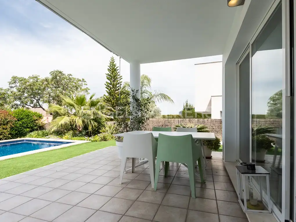 Terrassa de Casa o xalet de lloguer en Bétera amb Aire condicionat, Calefacció i Jardí privat