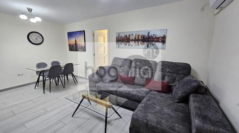 Foto 3 de Planta baixa de lloguer a Barriada de Pineda, Sevilla