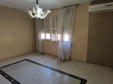 Piso con ascensor en venta en Avenida Minas del Rif 49