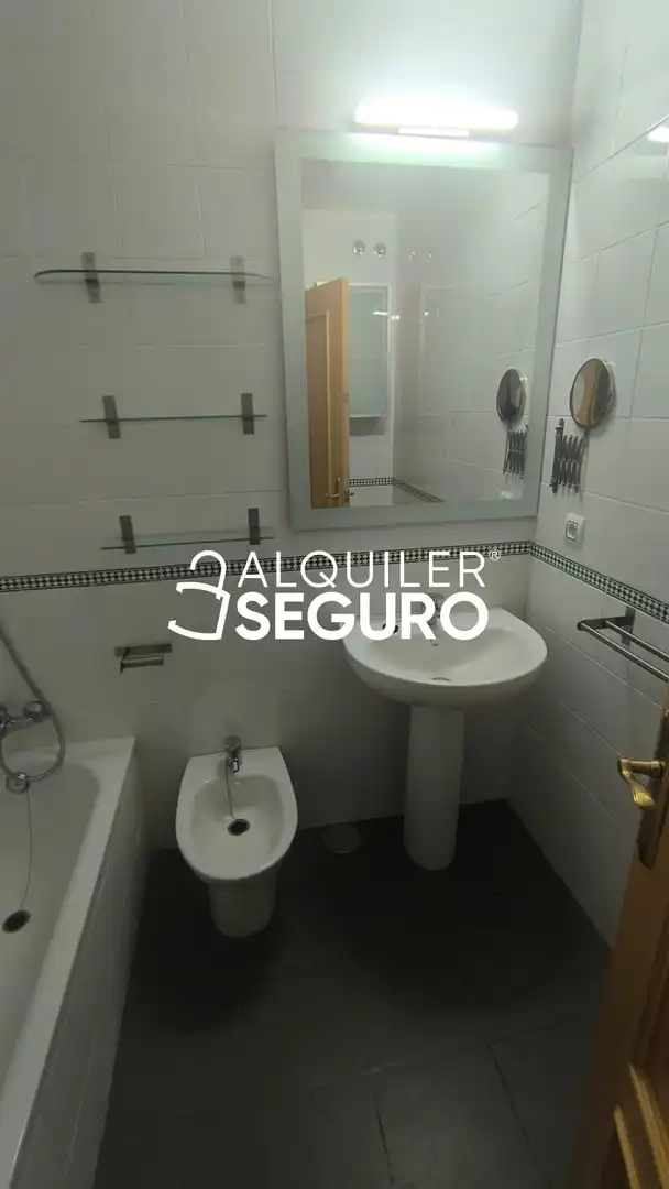 Baño de Casa o chalet de alquiler en Gelves con Aire acondicionado