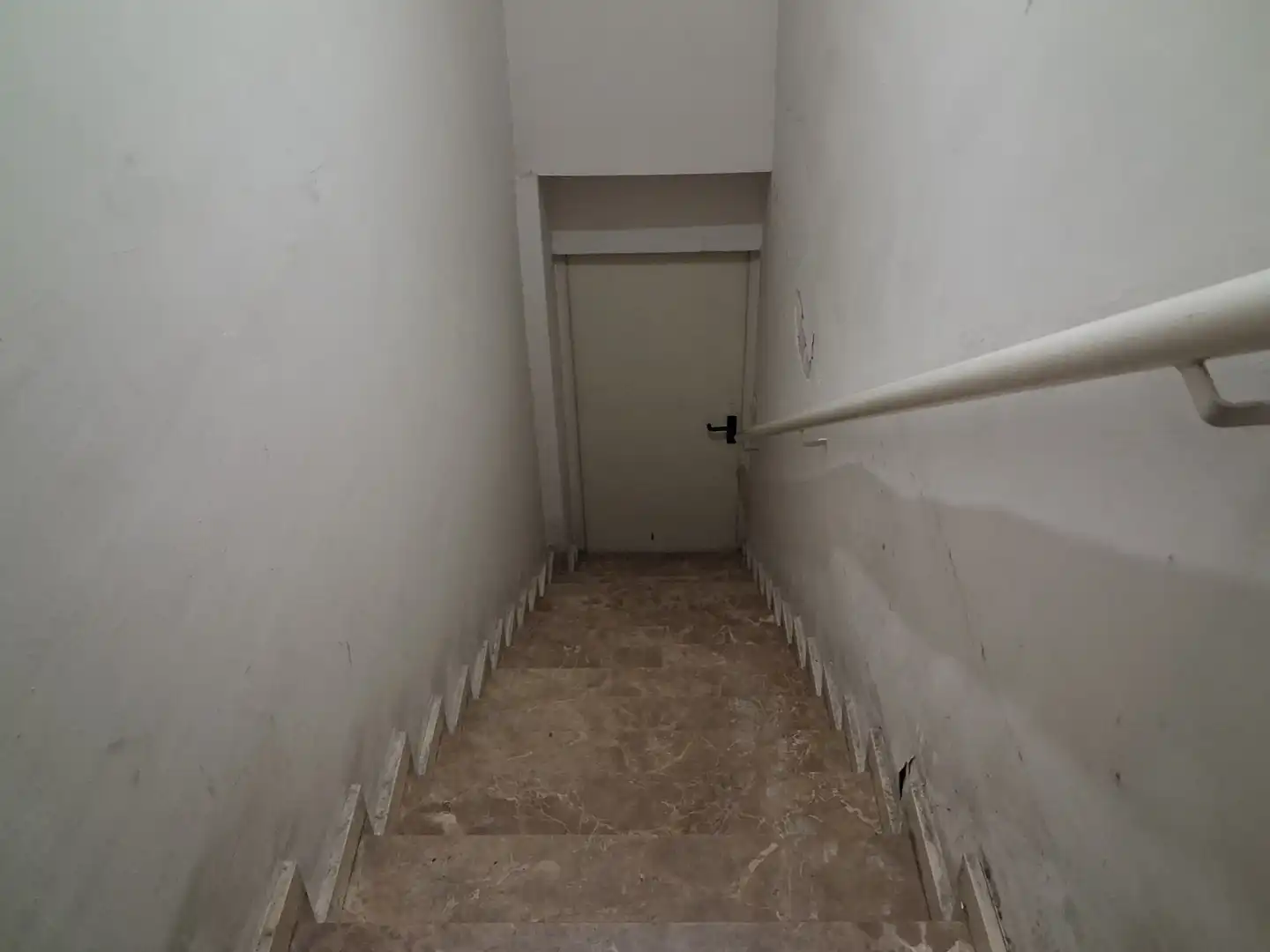 Storage room for sale in Zaragoza