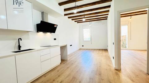 Foto 4 de Pis en venda a Carrer de Les Carretes, El Raval, Barcelona