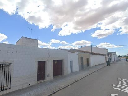 Exterior view of House or chalet for sale in Villafranca de los Barros