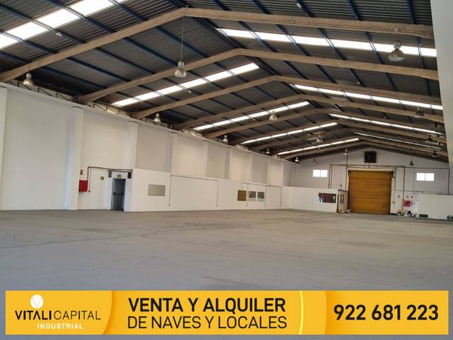 Nave industrial en Venta en Las Chafiras