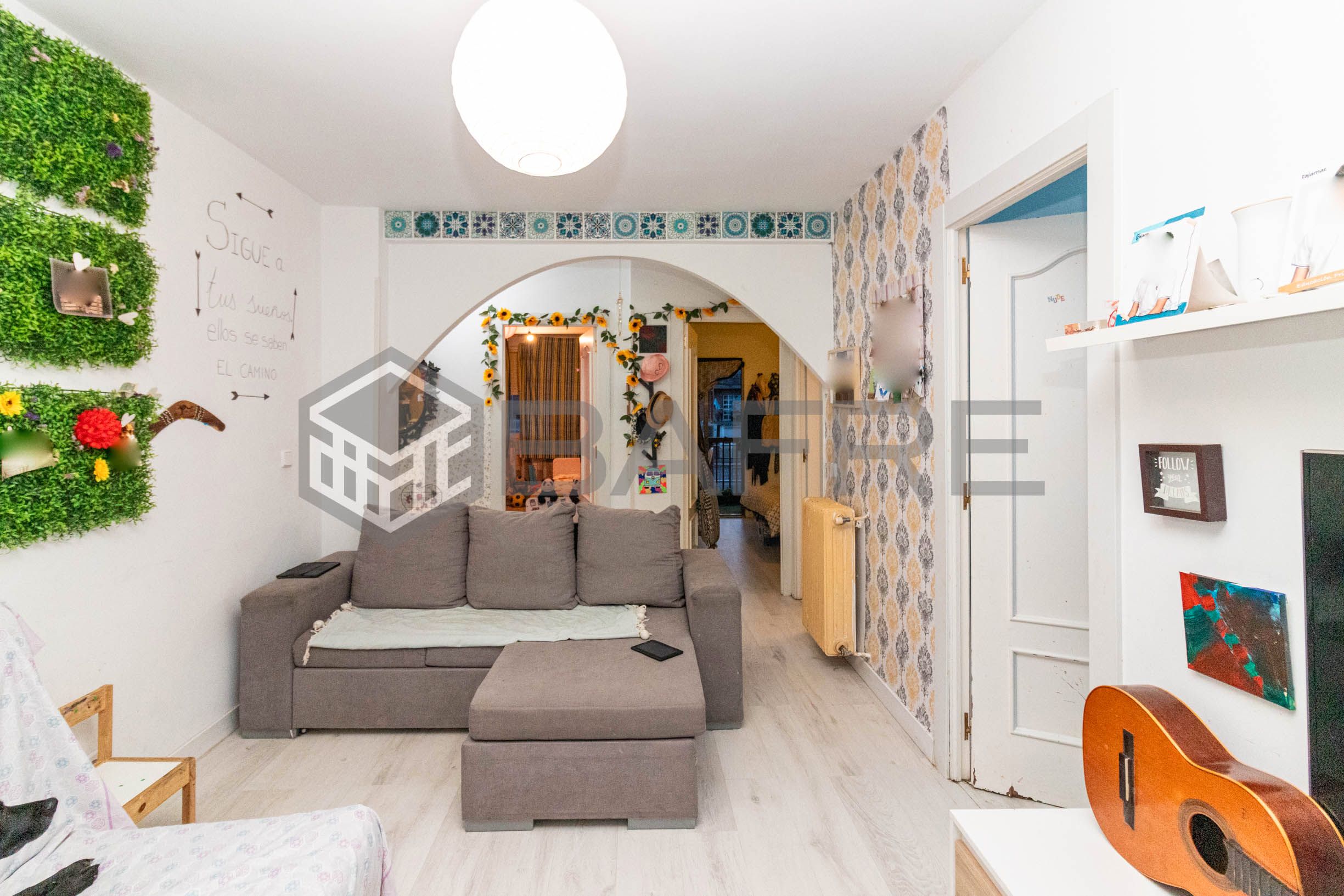 Living room of Flat for sale in  Madrid Capital  with Air Conditioner, Heating and Balcony