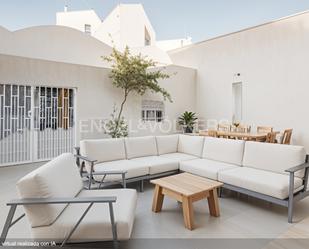 Terrassa de Apartament en venda en Sitges amb Aire condicionat, Calefacció i Jardí privat