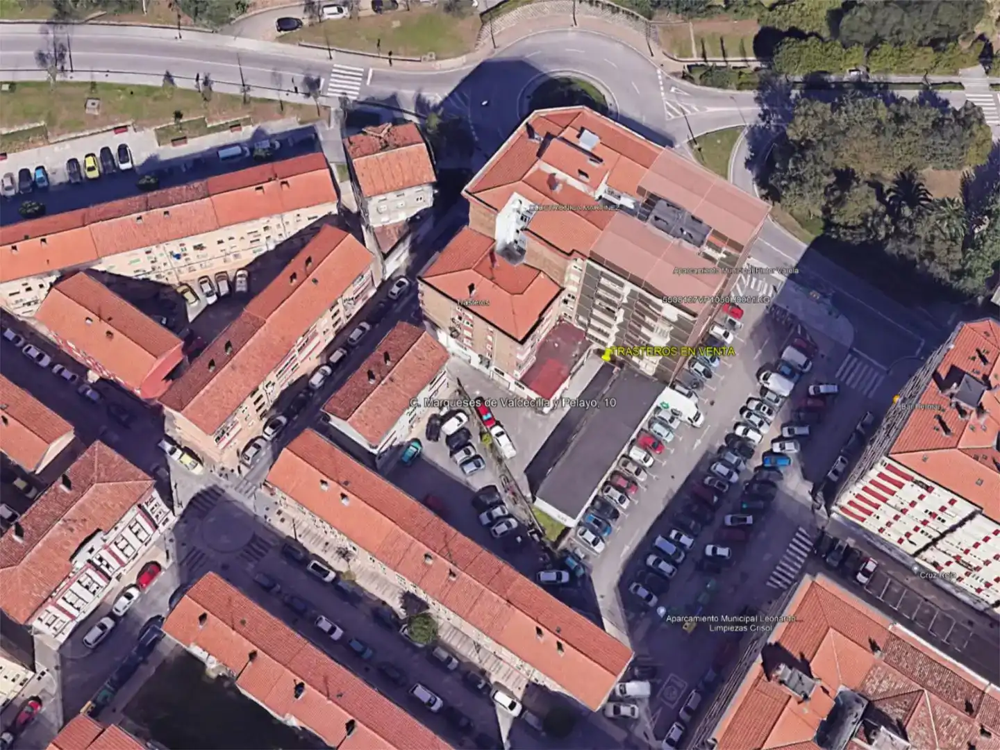 Außenansicht von Erdgeschoss zum Verkauf in Torrelavega 