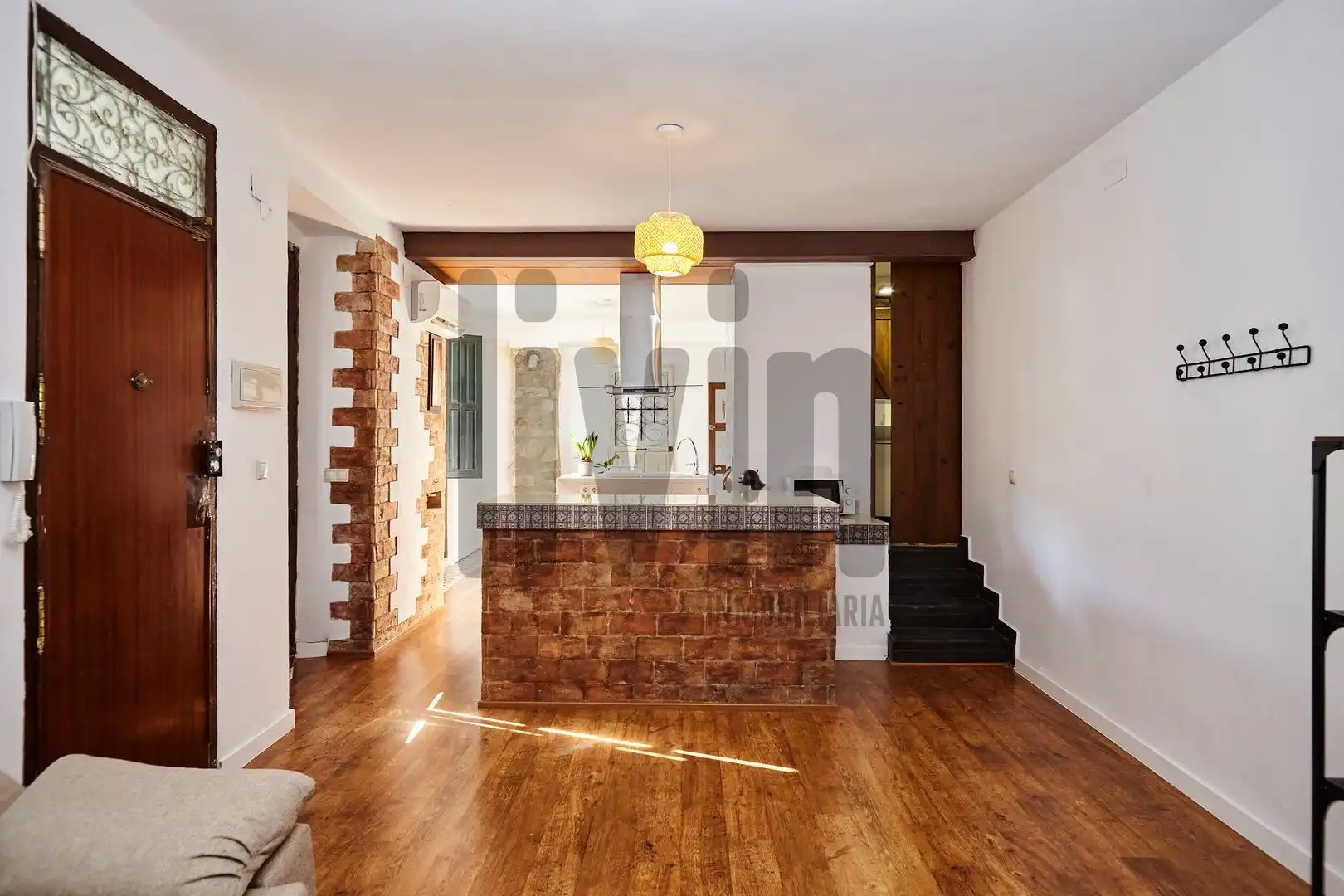 Sala d'estar de Apartament en venda en Jaén amb Aire condicionat i Moblat