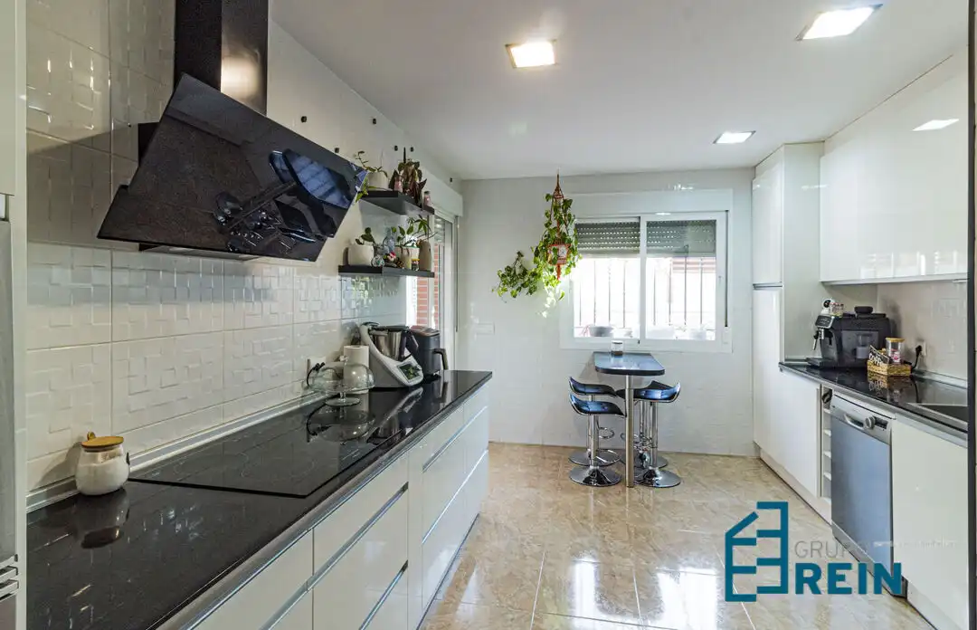 Villa con terrazza in vendita a Calle Juan XXIII 42, imagen 17