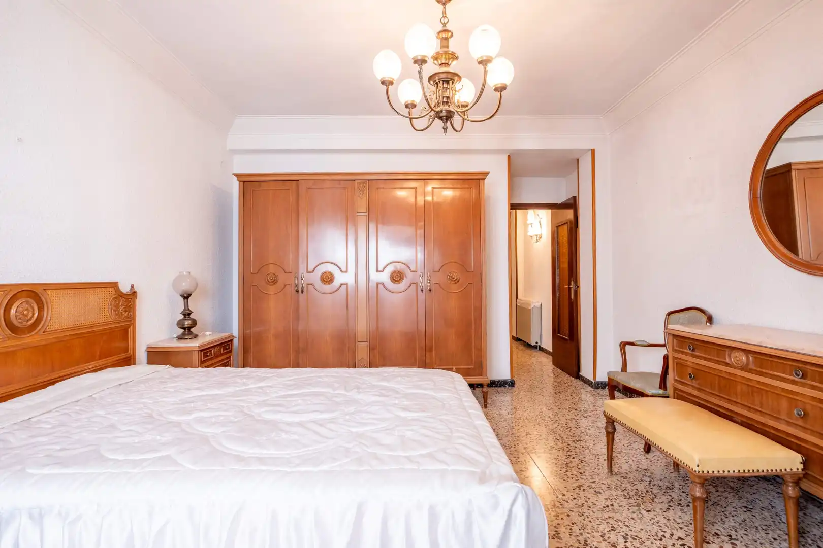 Habitación de Piso en venta en Zaragoza con Calefacción, Terraza y Balcón