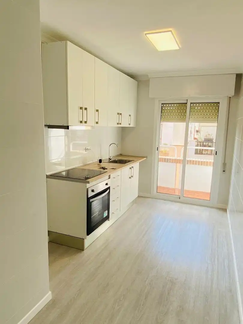 Cocina de Piso en venta en Alcanar con Parquet y Balcón