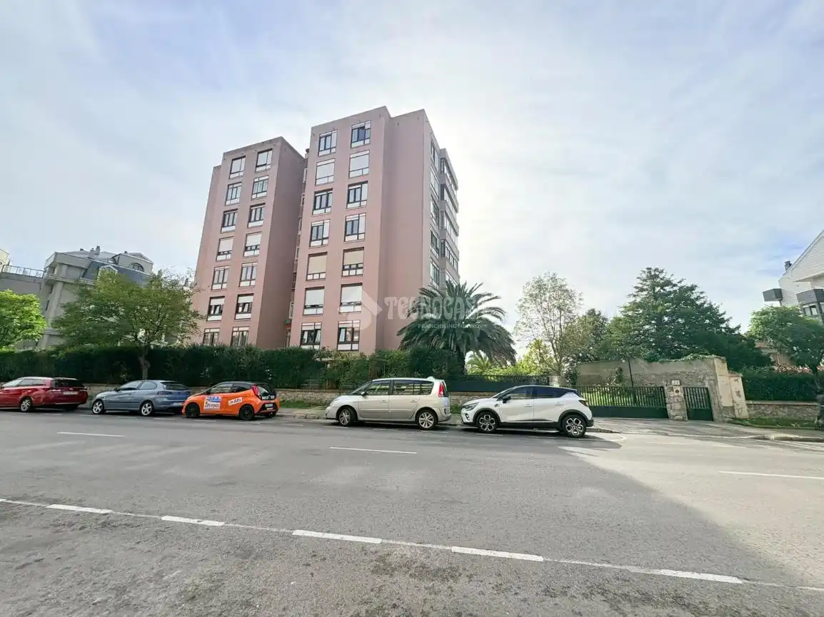 Vista exterior de Piso en venta en Santander con Calefacción y Terraza