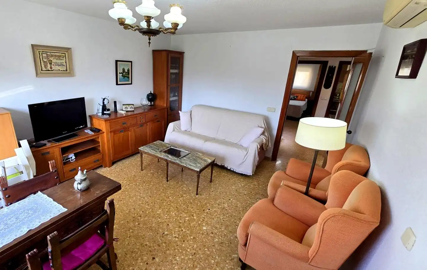 Sala de estar de Apartamento en venta en Gandia con Aire acondicionado, Terraza y Amueblado