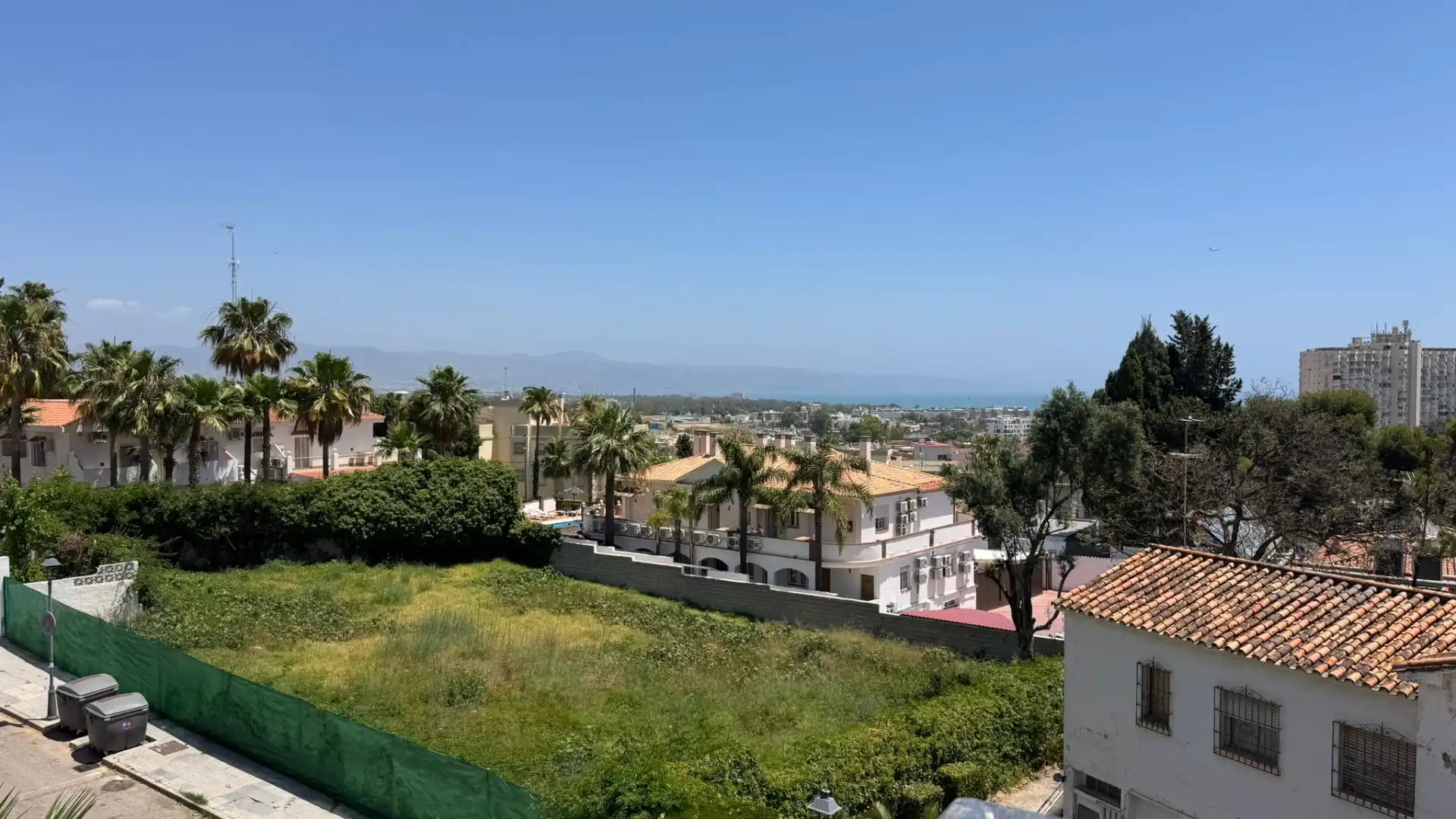 Vista exterior de Casa o chalet en venta en Torremolinos con Aire acondicionado, Calefacción y Jardín privado
