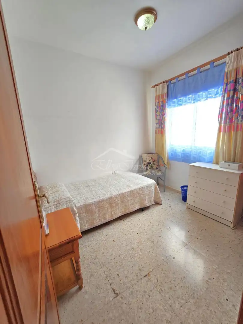 Dormitori de Casa o xalet en venda en Arona amb Terrassa