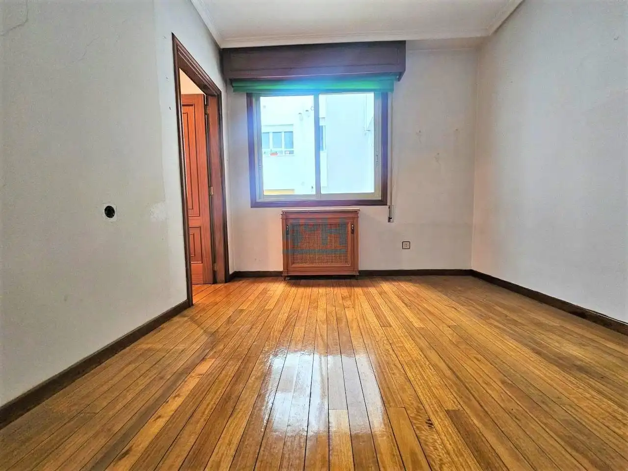 Bedroom of Flat for sale in Ourense Capital   with Heating, Parquet flooring and Terrace