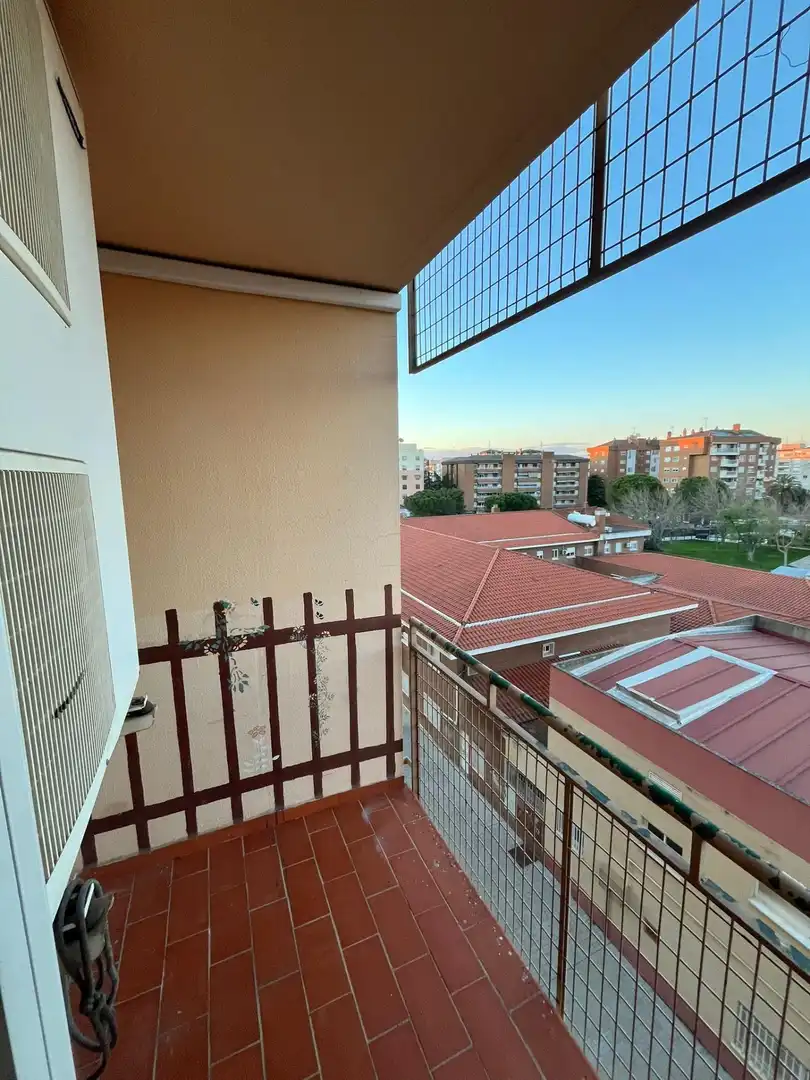 Flat with lift to rent in Valdepasillas - La Paz - Huerta Rosales, imagen 4