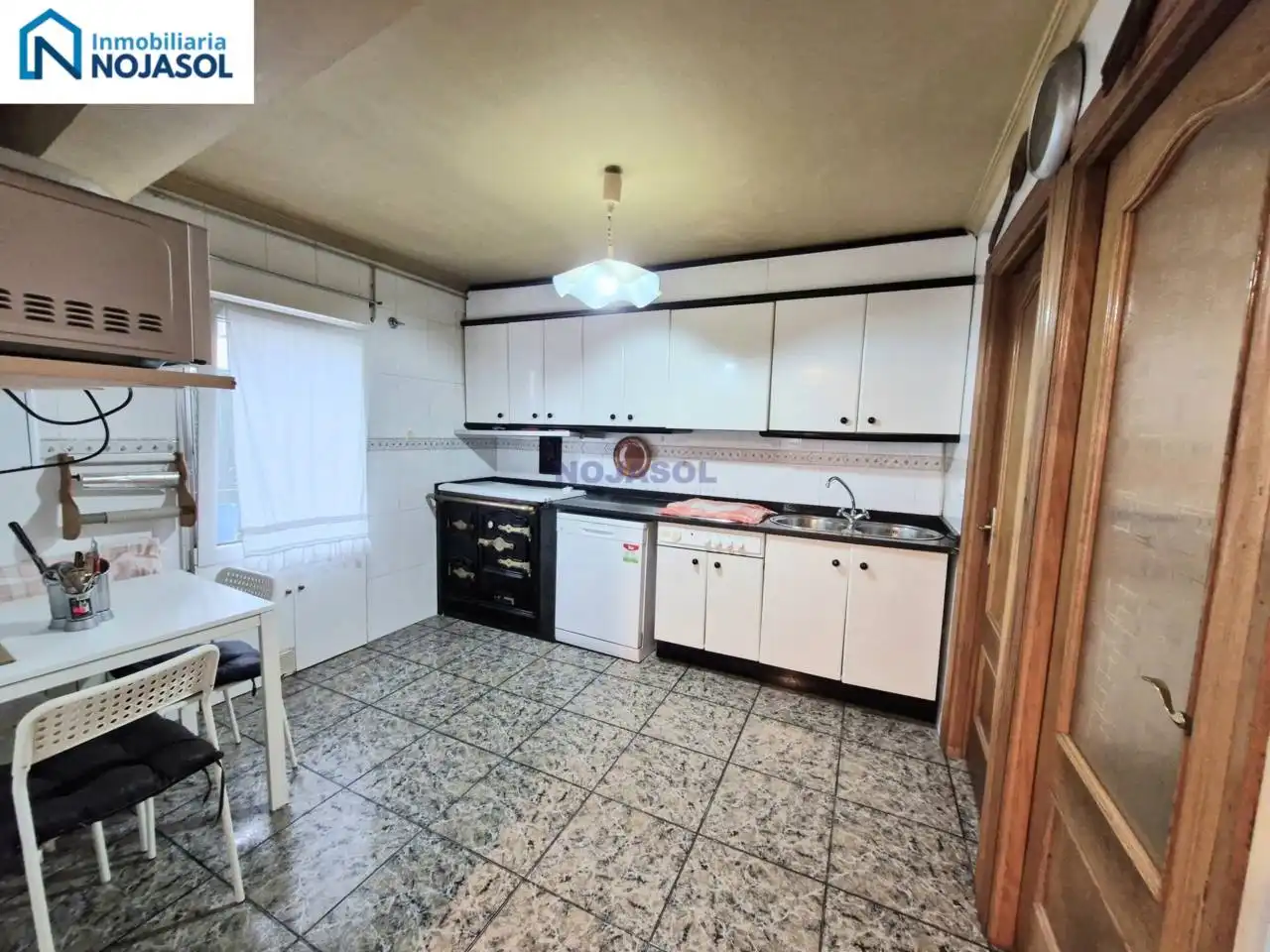 Cocina de Casa adosada en venta en Noja con Calefacción, Jardín privado y Amueblado