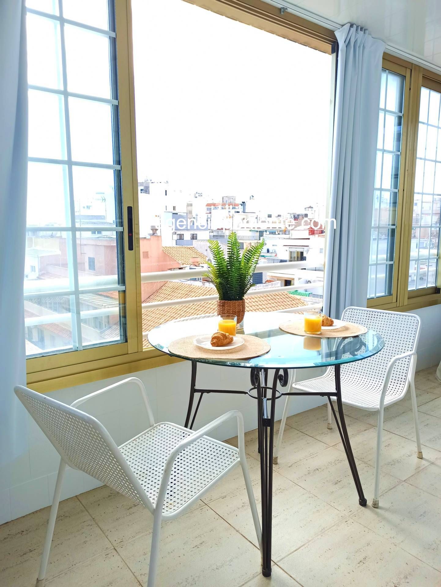 Exterior view of Apartment to rent in Benidorm  with Air Conditioner, Heating and Terrace