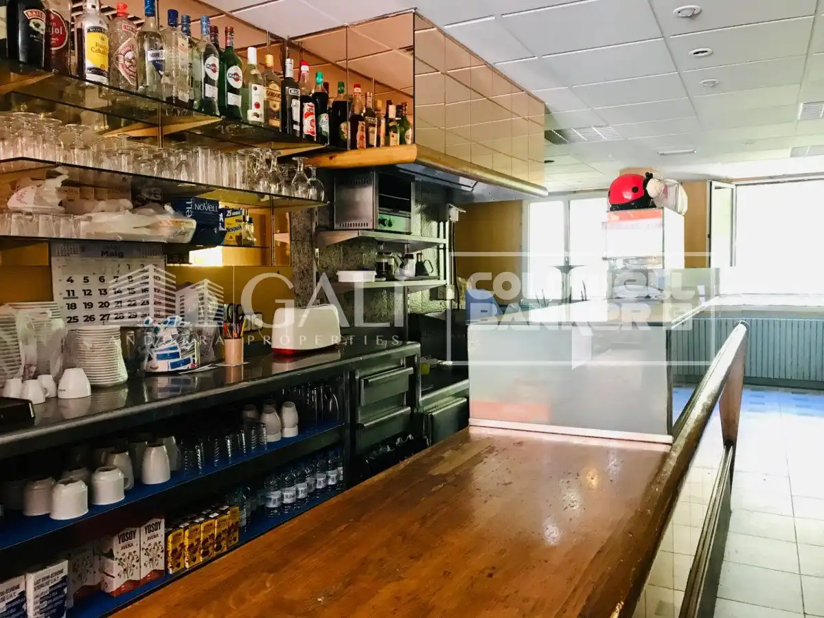 Business premises to rent in Encamp pueblo