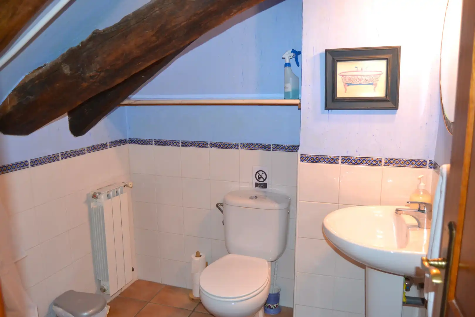 Baño de Casa o chalet en venta en Borau con Calefacción, Parquet y Trastero