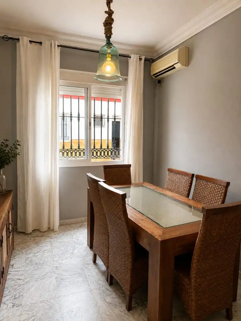 Comedor de Casa adosada en venta en Alcalá de Guadaira con Terraza
