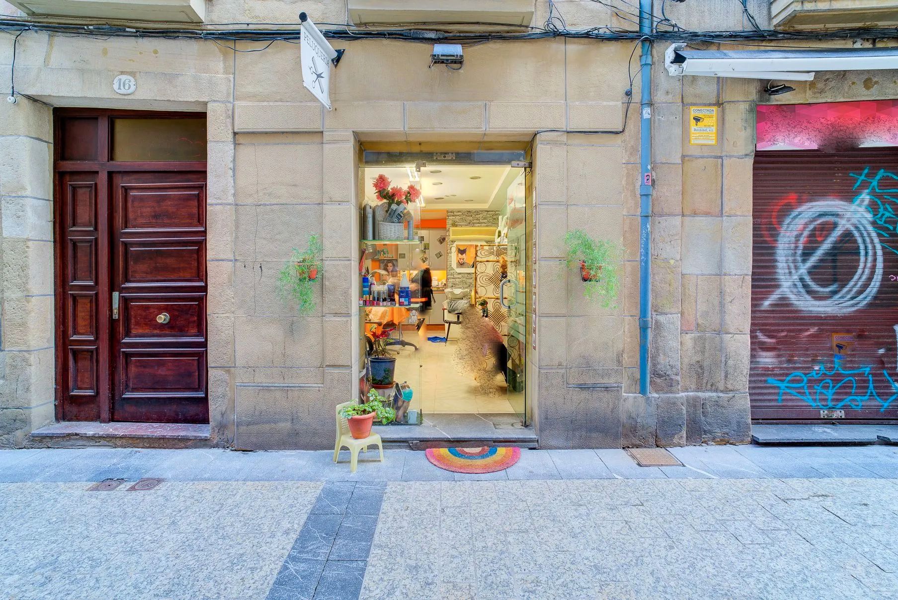 Premises for sale in Donostia - San Sebastián   with Air Conditioner and Furnished