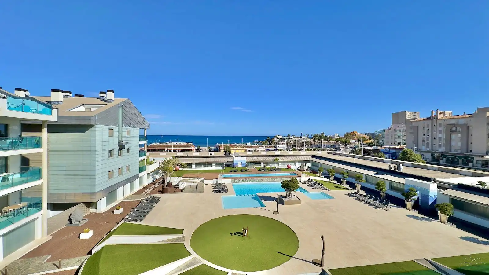 Piscina de Apartament en venda en Jávea / Xàbia amb Aire condicionat, Calefacció i Jardí privat