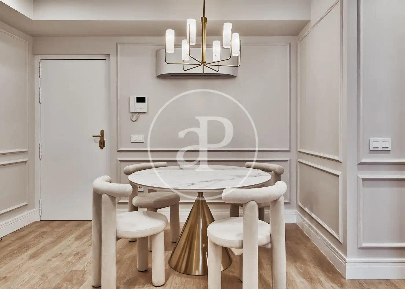 Comedor de Piso en venta en Madrid con Aire acondicionado, Calefacción y Trastero