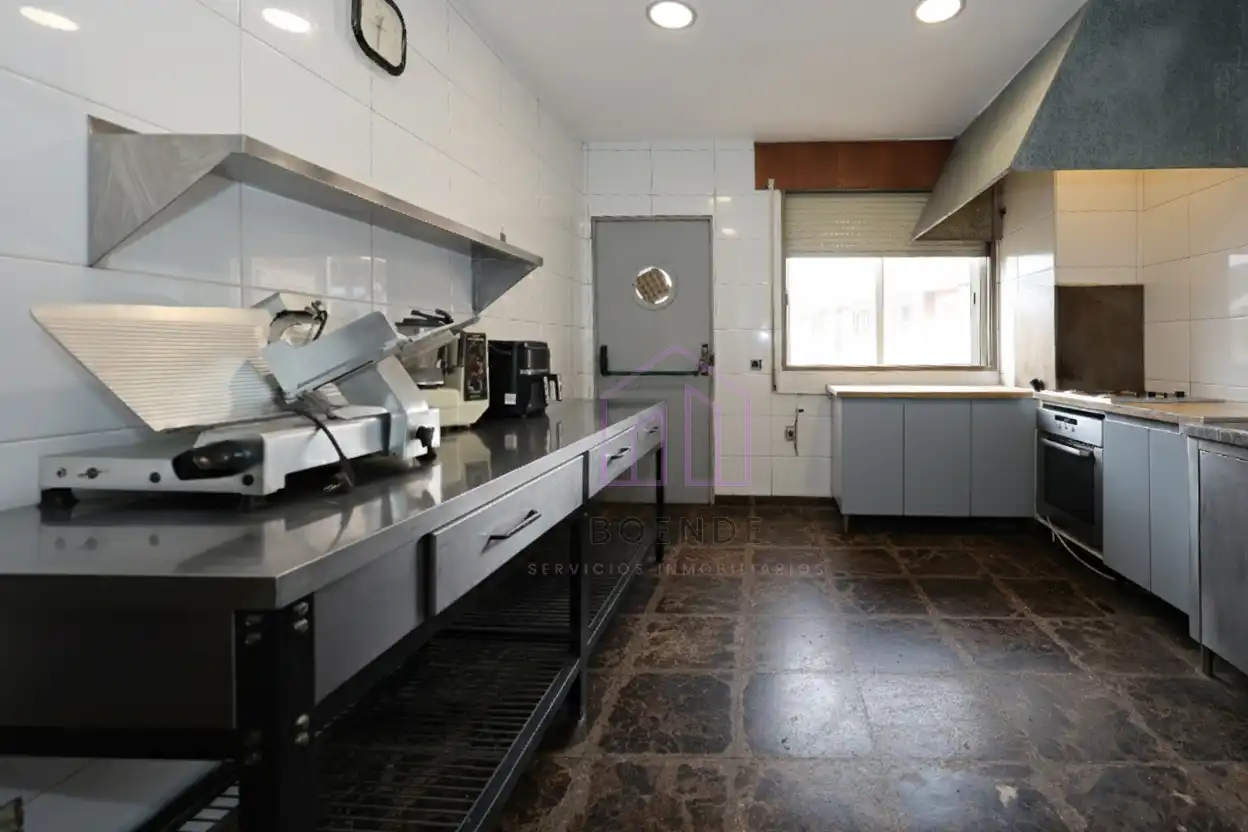 Chalet con terraza en venta en Calle de la Rosaleda, imagen 11